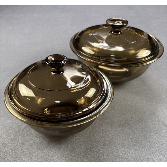 Corningware Pyrex Amber 322 (1 Qt.) & 323 (1.5 Qt.) Set of 2 with lids - Picture 13 of 14